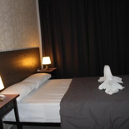 Bcn Condal Hostal برشلونة المظهر الخارجي الصورة