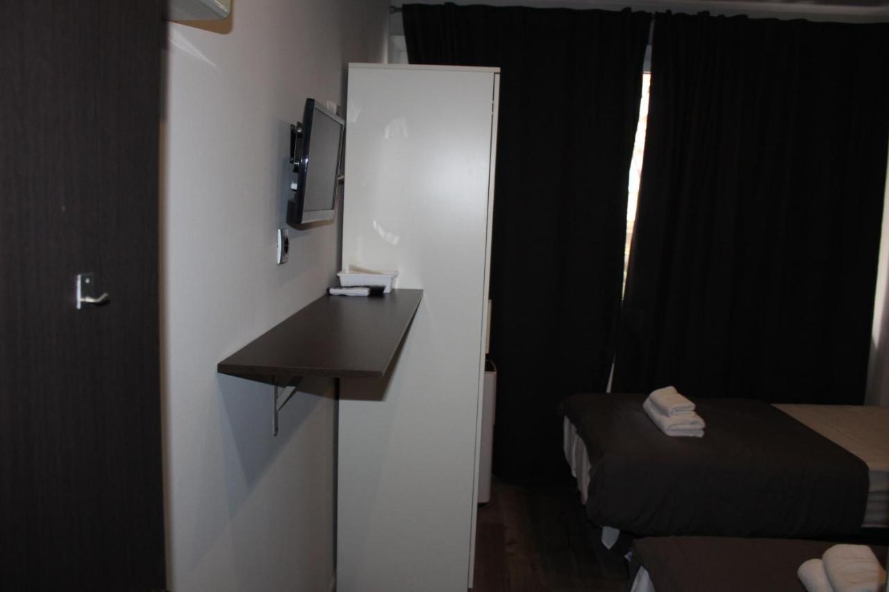 Bcn Condal Hostal برشلونة المظهر الخارجي الصورة