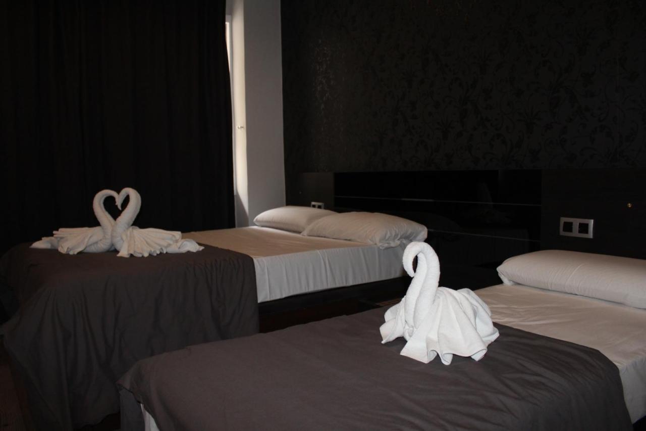 Bcn Condal Hostal برشلونة المظهر الخارجي الصورة
