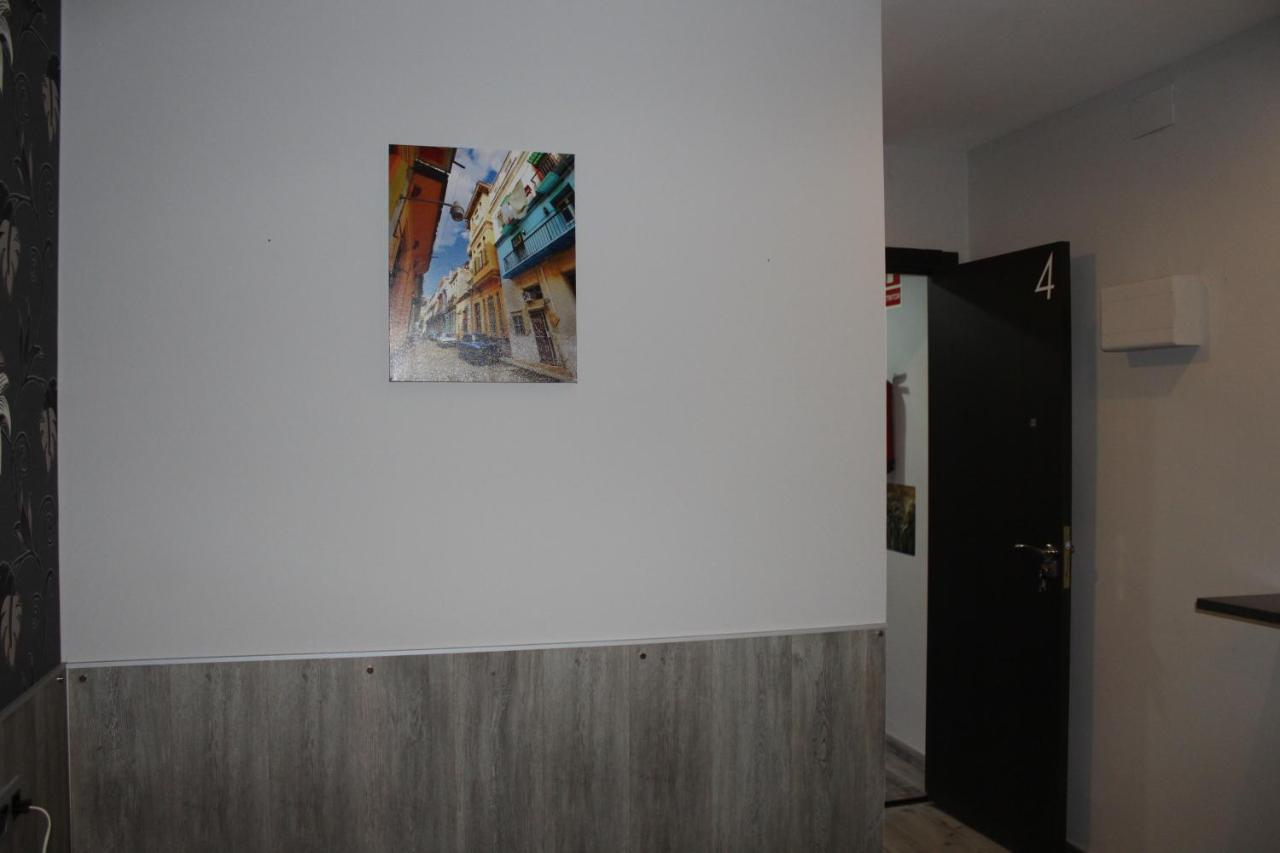 Bcn Condal Hostal برشلونة المظهر الخارجي الصورة