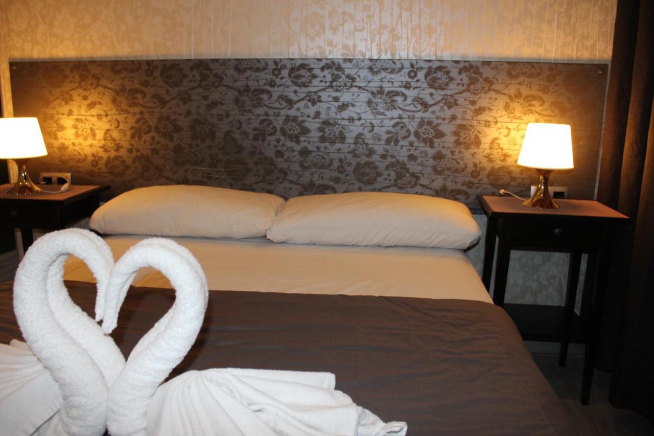 Bcn Condal Hostal برشلونة المظهر الخارجي الصورة