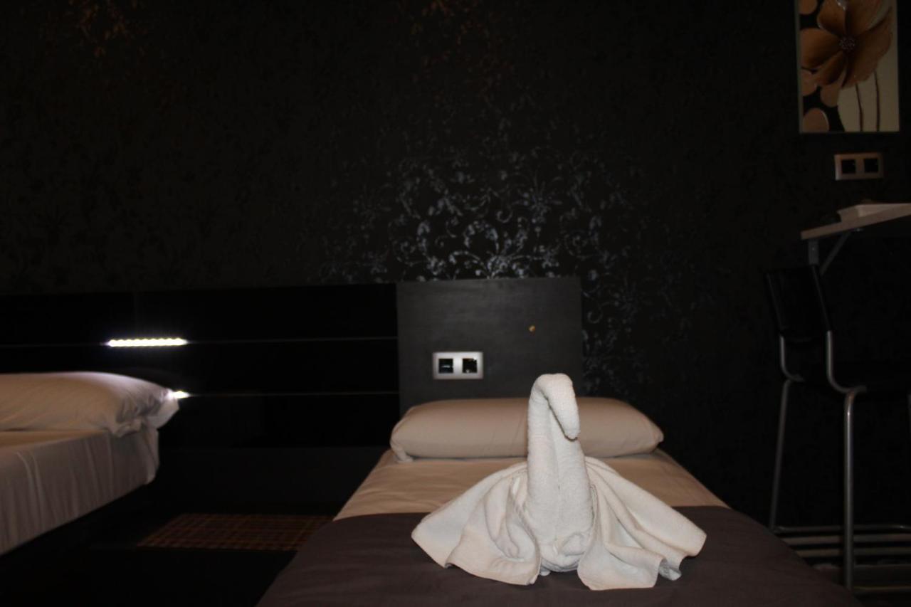 Bcn Condal Hostal برشلونة المظهر الخارجي الصورة