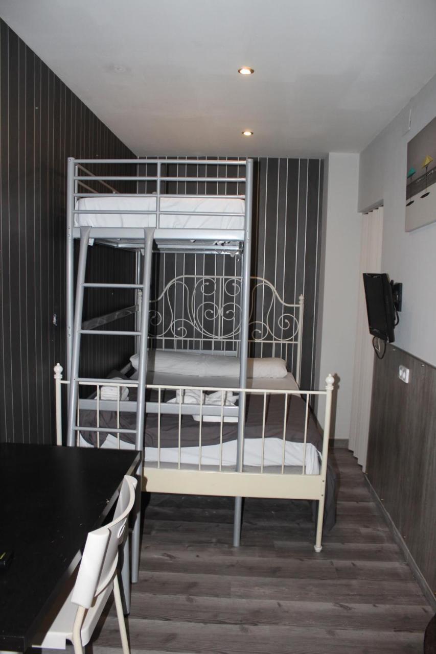 Bcn Condal Hostal برشلونة المظهر الخارجي الصورة